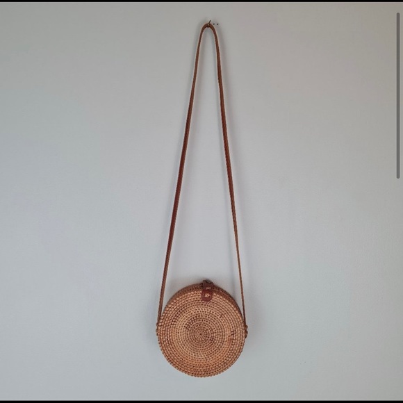 Round Rattan Bag - Picture 2 of 5